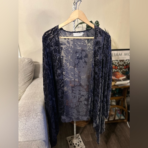 Love And Liberty Johnny Was Burnout Velvet Kimono Size Medium Silk blend - Picture 1 of 5